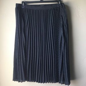 NWT polka dot pleated midi skirt